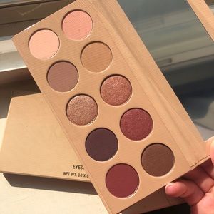 KKW Beauty Classic BLOSSOM palette